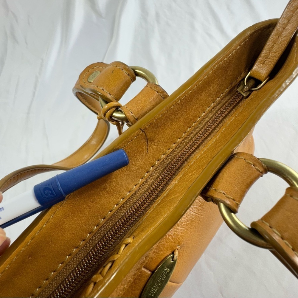 Hidesign Camel Colored Leather Zipper Front Handbag - Picture 9 of 10